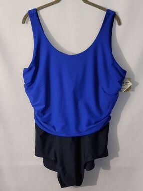 Vintage Islander Women’s One-Piece Swimsuit Size 22W